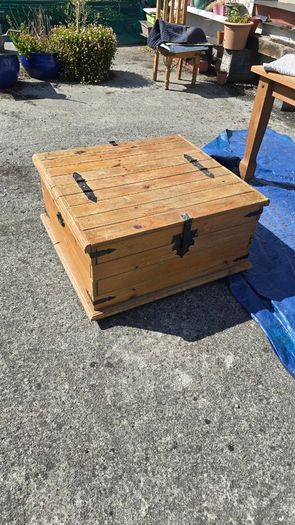 Lockable Coffee Table Chest