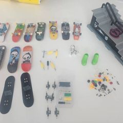 Tech Deck Finger Skateboards with Ramp