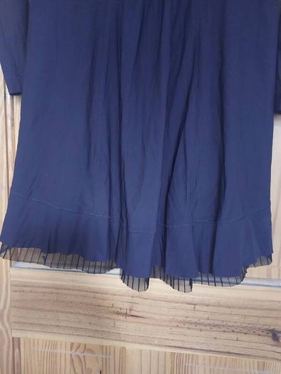 Deca label petticoat style top (free postage)