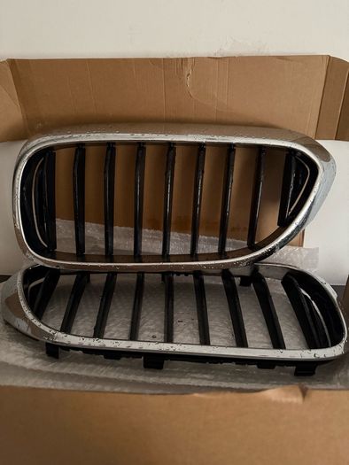 Bmw 5 - series G30/31 2017 - 2020 Rh Grille, With Chrome Frame, With Black Vanes, For M - sport Models