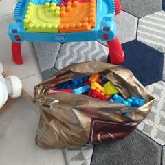 Mega blocks table