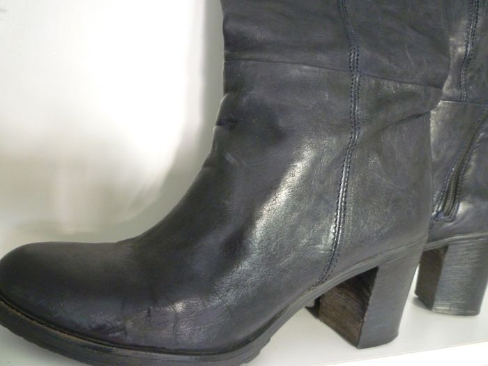 Manas Designer Black Leather boots. Soft All Leather High heel Italian. Uk 6.5 Eu 40. Excellent condition.