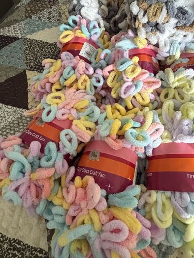 Huge bundle of finger knitting loop yarn wool 52 balls