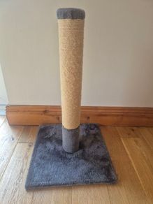 Scratching Post