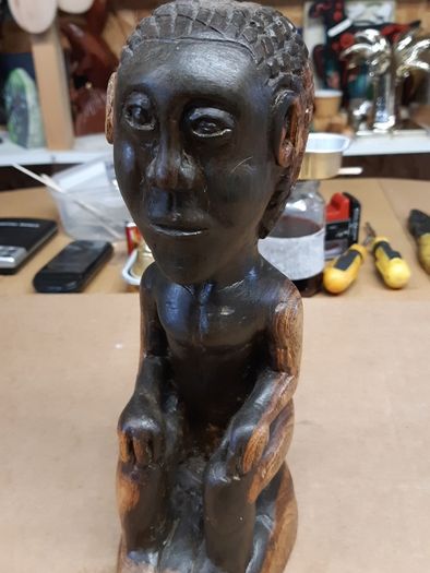 African carving