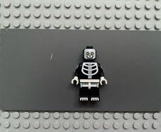 lego series 14 col221 Skeleton Guy minifigure, Series 14