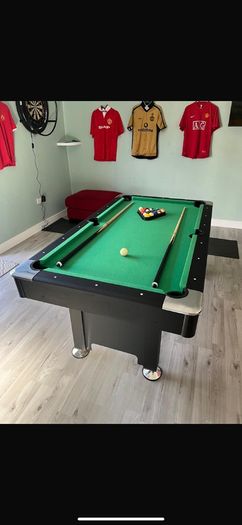 pool table