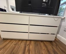 IKEA MALM Chest of 6 drawers, white with glass top