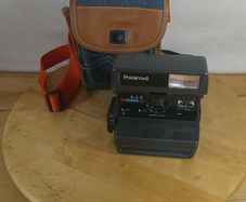 Vintage Polaroid 636 Closeup Instant Film Camera 600 Series with Genuine Original Polaroid Denim Carry Bag