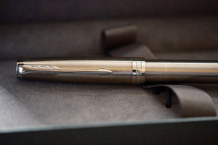Brand New 18K Gold F Nib Parker Sonnet Brushed Stainless Steel Fountain Pen + Spare M Nib