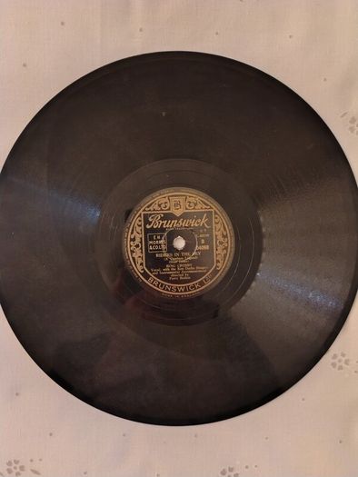 6 Brunswick and Capitol Gramophone Records