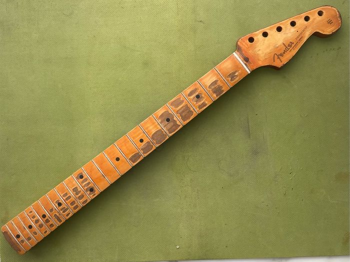 Fender Stratocaster neck