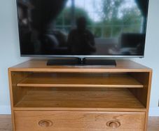 Ercol Windsor TV Unit Model 3832