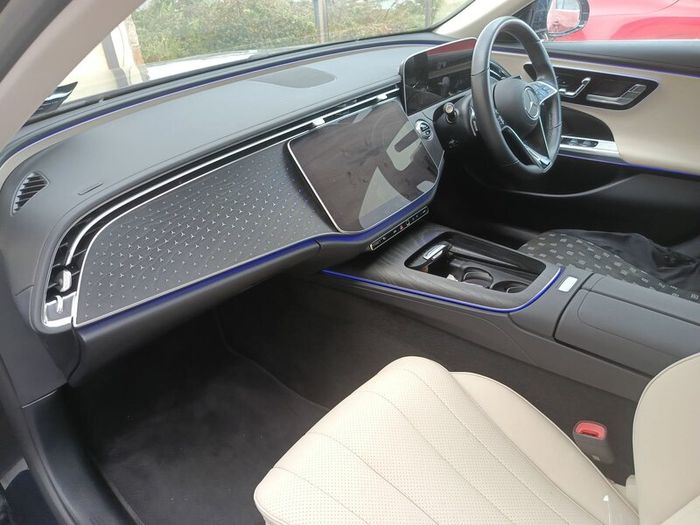 Mercedes-Benz E-Class 2025