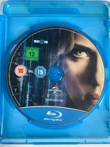 Lucy [2014] Scarlett Johansson, Morgan Freeman, Choi Min-sik & Amr Waked [Blu-ray Movie] ## Disc Only - No Artwork ##