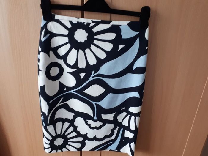 Hobbs - Cotton Skirt - UK 8 - Blue Multi - BNWT RRP 105