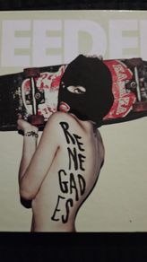 Feeder - Renegades.