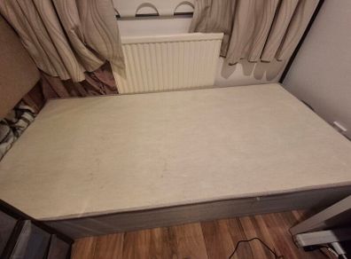 Single bed