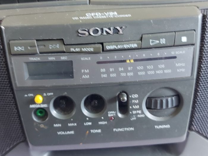 SONY CD Radio Cassette-Corder, Model No. CFD-V24, All working fine and in very good condition for its age