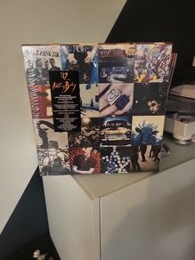 U2 Achtung Baby 20th anniversary vinyl cd dvd books uber boxset numbered Uber deluxe edition boxset