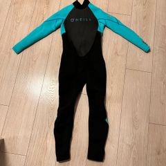 wetsuit