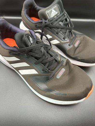Adidas Trainers UK 9