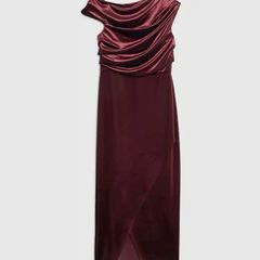 River Island size M
