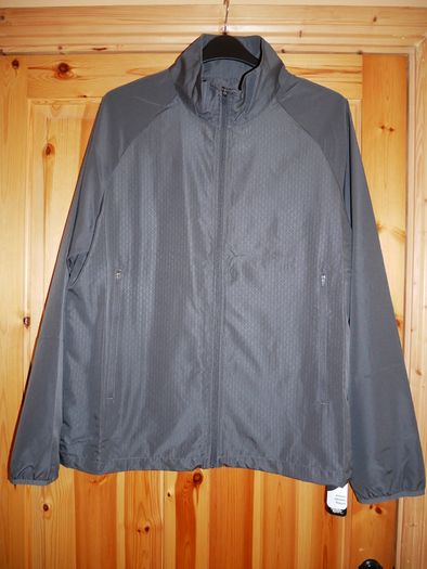Mens Lightweight Jacket. Size small. New