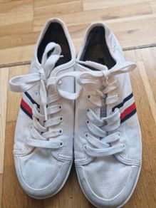 Tommy Hilfiger retro trainers
