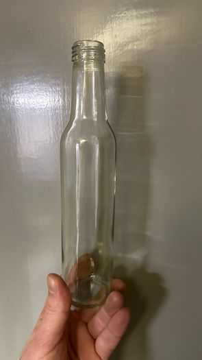 Glass bottle 200ml withscrew cap