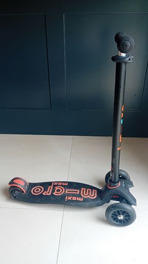 Maxi Micro Scooter