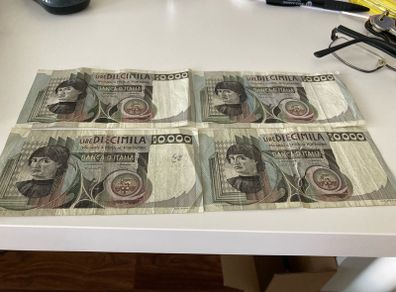 Italian 10,000 lire lot of 4