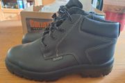 Goliath Safety boots size 9