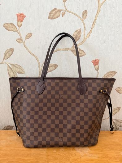 Louis Vuitton Neverfull Damier Ebene MM