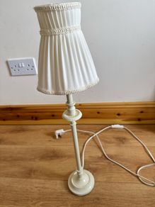 Bedside lamp