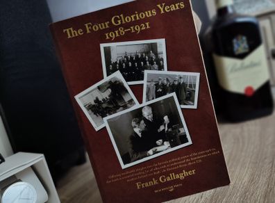 Four Glorious Years 1918-1921 ! by Frank Gallagher ! 2005 ! Irish Interest ! by Blackwater Press !