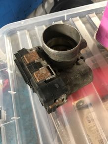 VW Golf Mk5 Throttle Body