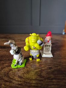 Shrek 4 Kinder Surprise Figures