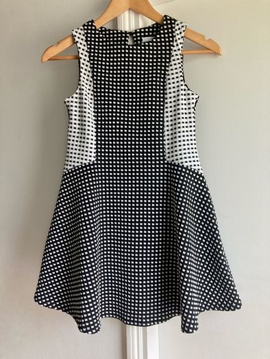 M&S Girls dress 8-9Y