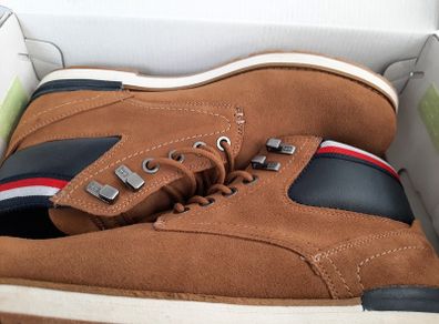 New Tommy Hilfiger Boots in Box