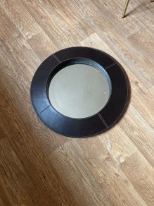 Mirror Leather style