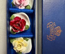 Aynsley set of 4 bone china placecard holders