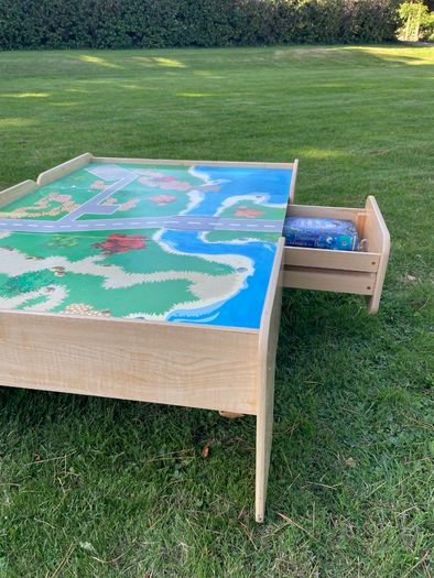 Train Table