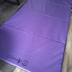 Gymnastics mat