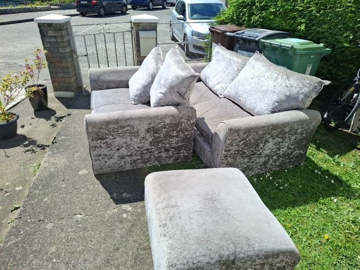Free Sofas