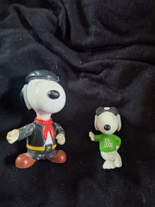 Vintage Collectable Peanuts Snoopy Figures
