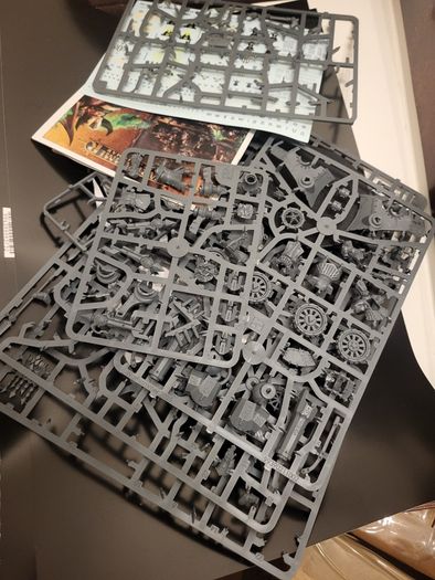 Games Workshop Warhammer AoS Helsmiths of Hashut - Army Set