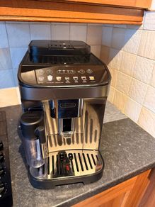 De'Longhi Magnifica Evo Coffee Machine