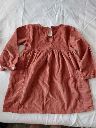 Young girls dress bundle age 4