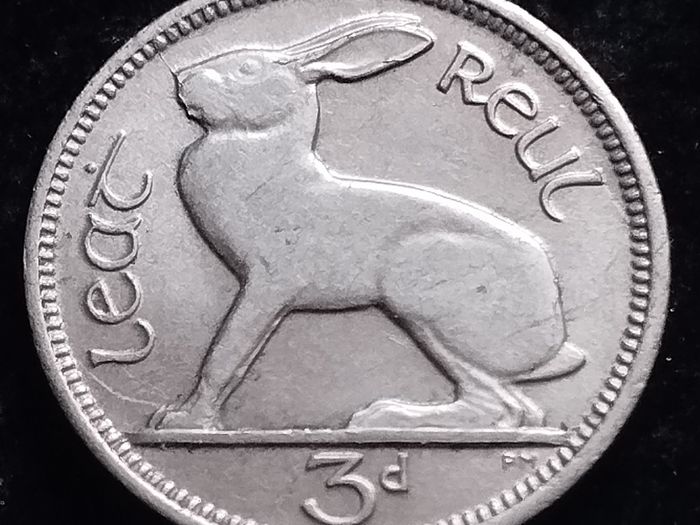 #547 - Ireland - 1934 - 3 Pence - KM.4